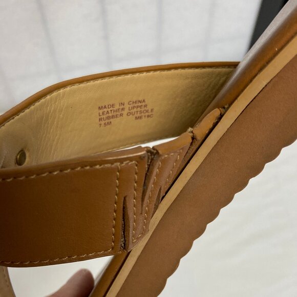 Leather Slip On Flat Thong Sandal Tan Leather Rubber Sole 7.5 Michael Kors - Picture 9 of 9